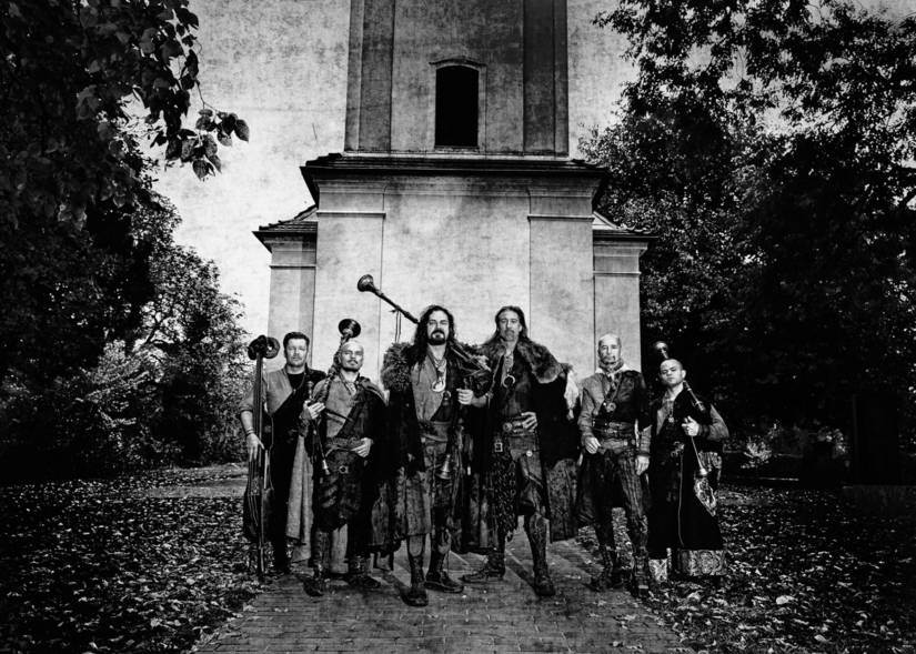 Album Review: Corvus Corax – Era Metallum – The Moshville Times